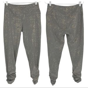SOFT SURROUNDINGS RUCHED LEG CAPRI LEGGINGS PANTS GRAY ROSE GOLD SPLATTER MEDIU